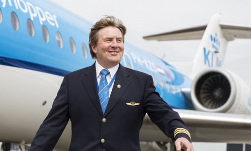 Đức vua Hà Lan 'lái máy bay' suốt 20 năm nhưng không ai biết