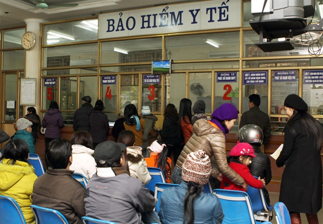 Nhung nhang bao hiem y te, dan kho tu nguyen