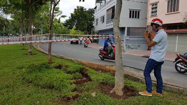 Mat dat phat no nhu bom tren duong Truong Sa