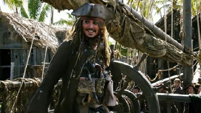 Cuop bien vung Caribbean  kho vi... thuyen truong Jack Sparrow