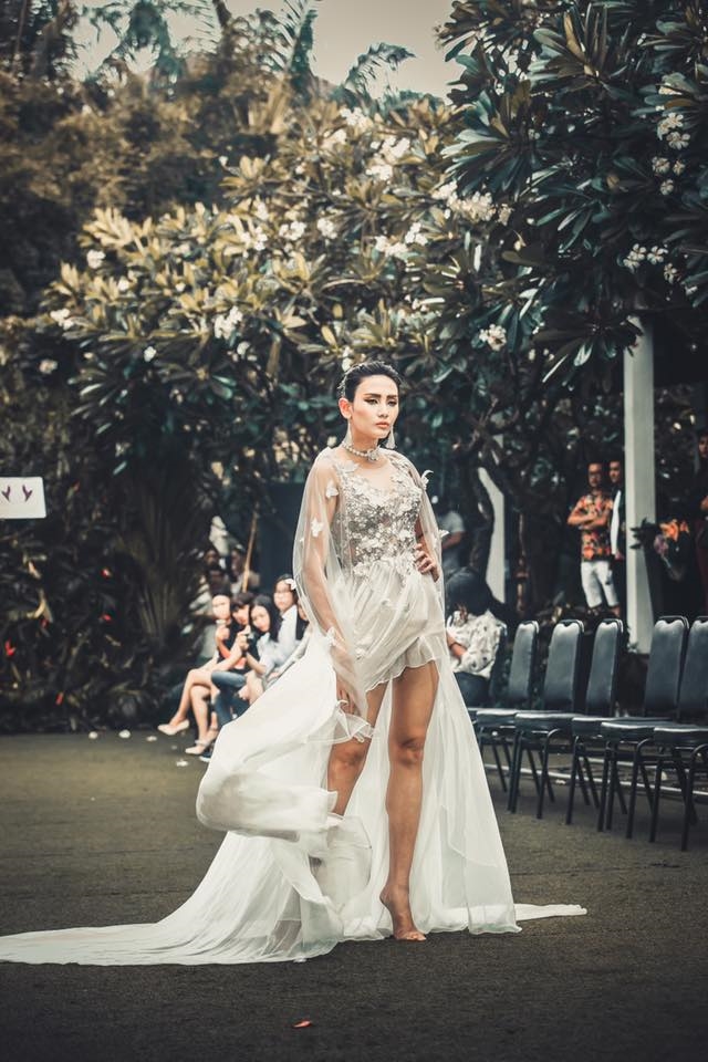 Tro thanh host Vietnam’s Next Top Model, Hoang Yen se day thi sinh duoc gi?