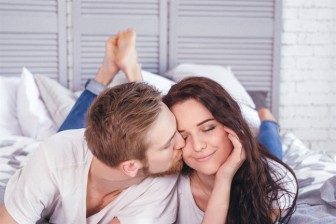 1/4 cặp đôi còn hôn nhau khi ái ân