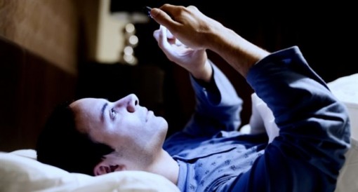 8 tai hại do smartphone đem lại, nhất là vào ngày cuối tuần