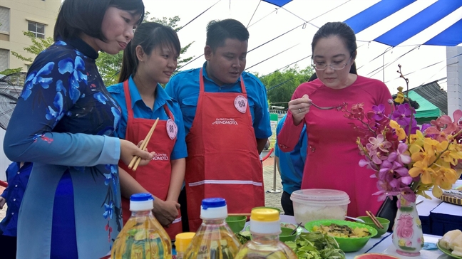 Tuyen duong 100 gia dinh van hoa hanh phuc tieu bieu