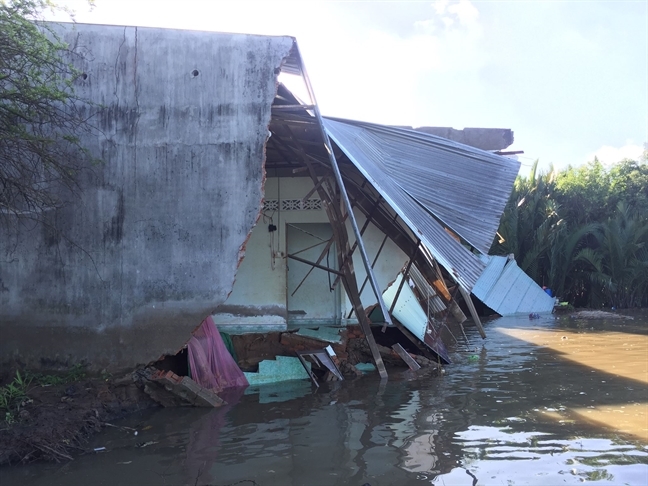 Sau thoat chet, la mac cam 'o dau'