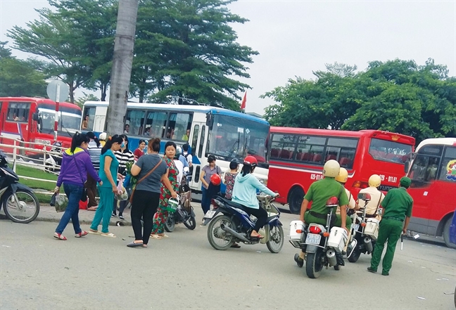 Se chan chinh tinh trang chay au, nhoi nhet cong nhan cong ty Pouyuen