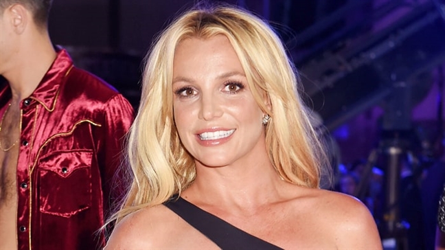 Britney Spears gop 1 trieu do cho tre em ung thu Nevada
