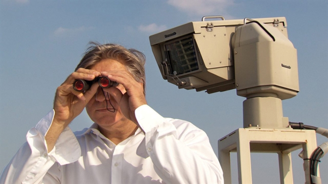 'Trong tam kiem soat' -  James Bond phien ban tai lieu