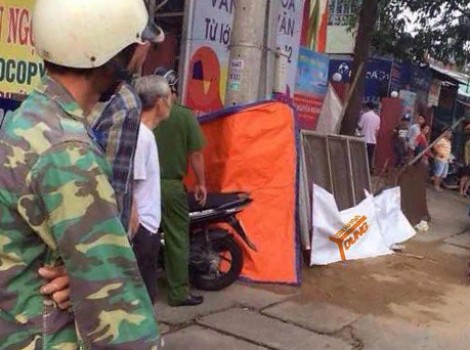 Người đàn ông tử vong trên vũng máu, để lại hai con nhỏ bơ vơ