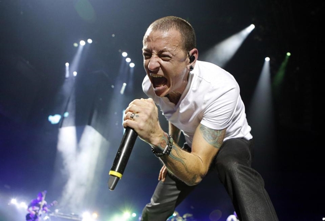 Thanh vien nhom nhac rock dinh dam Linkin Park treo co tu tu tai nha rieng
