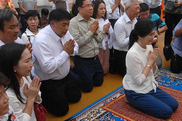 'Bong hong Thai Lan' dung truoc song gio khi buoc vao tuoi 50