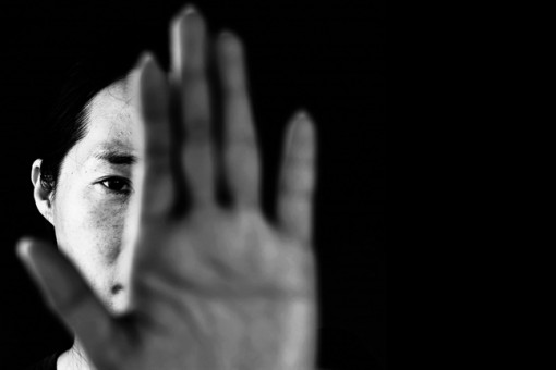 Làm sao có thể giấu người yêu quá khứ đã từng kết hôn và có con?