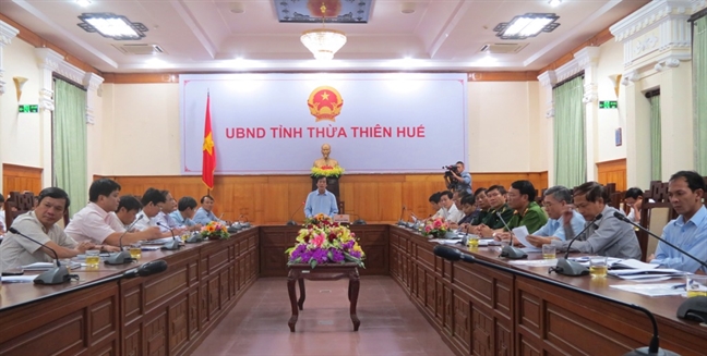 Hue len kich ban di doi hon 100.000 dan, Quang Tri co nguy co mat mua vi bao so 4