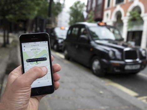 Taxi công nghệ có chịu chia sẻ dữ liệu với chính quyền?