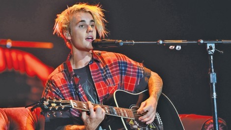 Justin Bieber: 'Mắc kẹt' trong chính bản thân mình