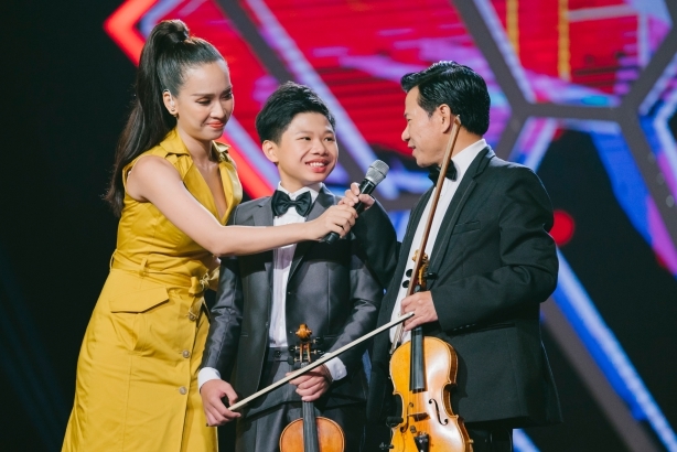 Nghe si violon Dinh Binh: Cang ky vong cang ap luc cho con