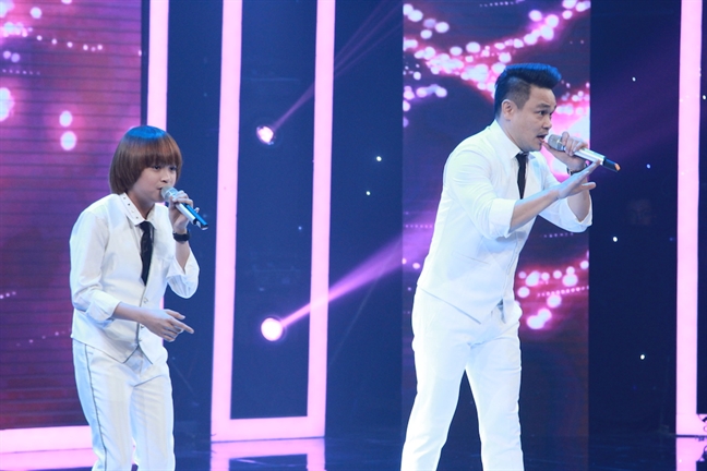 Quan quan ‘Vietnam Idol Kids’ tiep tuc chien thang o 'Gia dinh song ca'