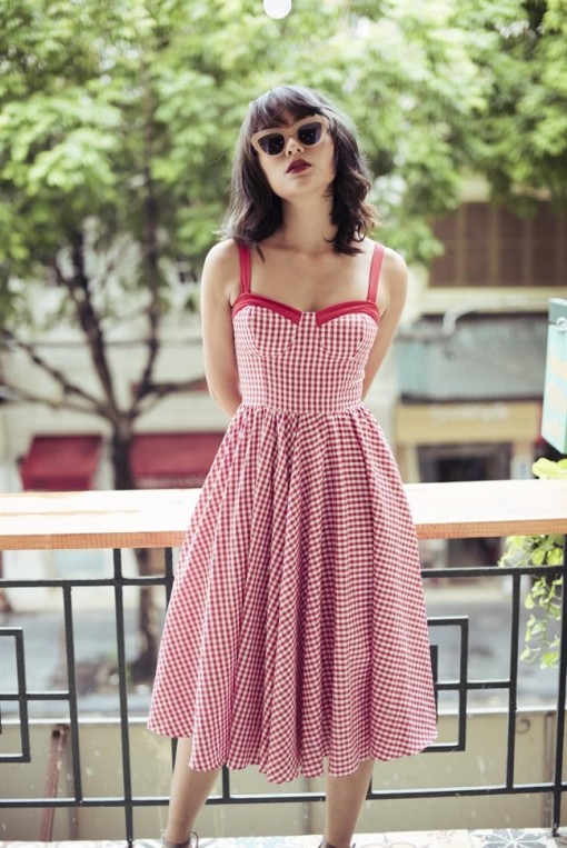 Những kiểu đầm ca rô đẹp mang phong cách cổ xưa