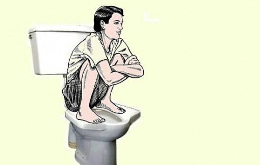90% người Việt sai tư thế ngồi đại tiện và ngồi làm việc với máy tính