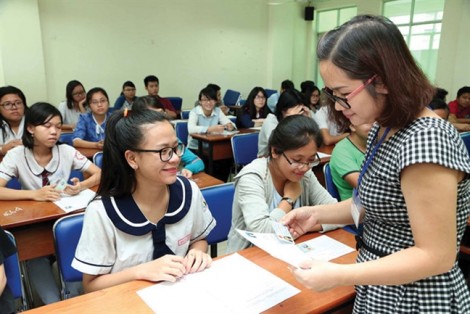 Điểm sàn cao mà đời sống người thầy vẫn thấp thì ai thèm vào