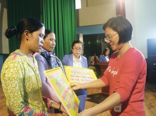 Tiếp sức cho phụ nữ nghèo vùng cao