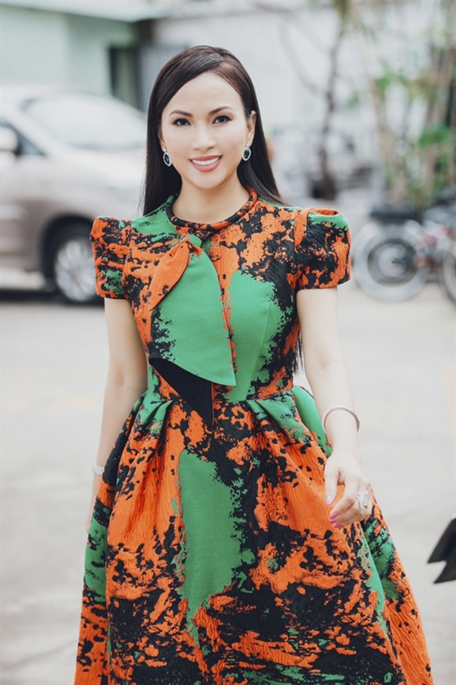 Can canh cuoc song sung tuc cua 3 chi em Cam Ly, Ha Phuong, Minh Tuyet