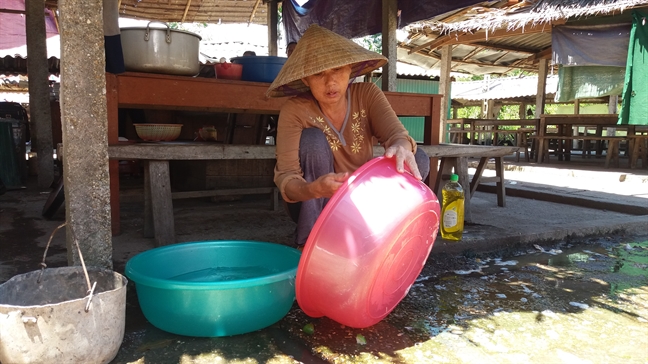 Vu vo hui o Nghe An: nguoi rua bat thue mat trang tien chua benh cho con tat nguyen