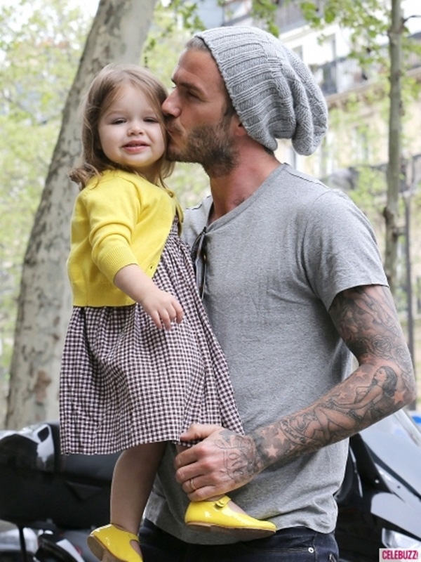 David Beckham - Danh thu trieu do bong dung tro nen nho be truoc con gai