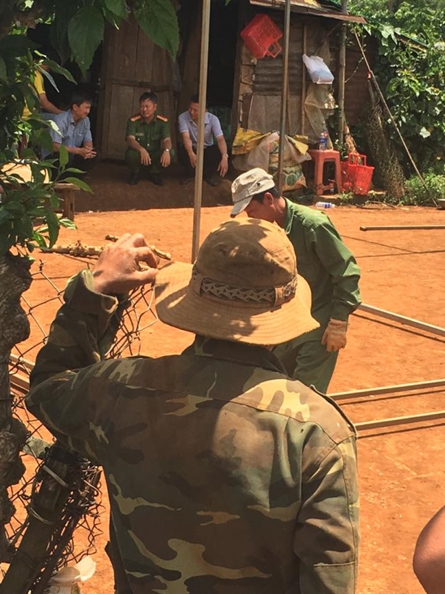 Vo dung cuoc danh chong tu vong roi ra cong an dau thu