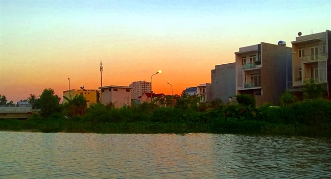 Khai hoang trong rau sach giua thi thanh Sai Gon