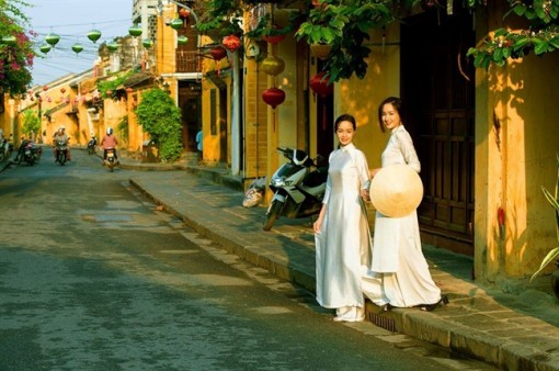 Họa sĩ - nhiếp ảnh gia Dzũng Art: Khi vợ sinh con gái, tôi đã khóc…