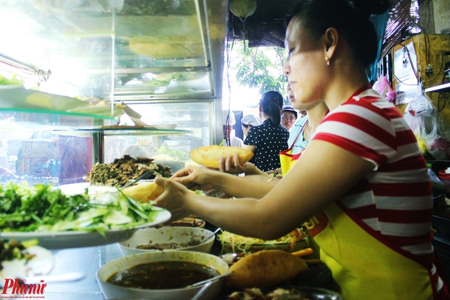 Den Hoi An an banh my ngon noi tieng the gioi