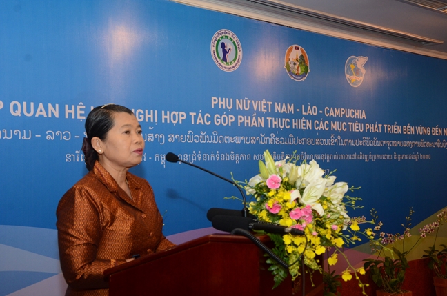 Hoi Phu nu ba nuoc Viet Nam - Lao - Campuchia cung hop tac, phat trien