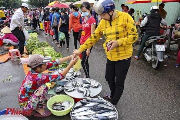 Dan dang 'giua muon trung vay' tang thue!