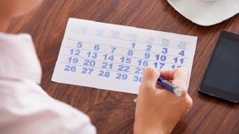 Canh trứng rụng, vợ chồng dở khóc dở cười