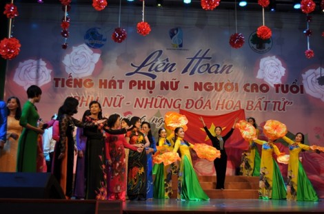 Quận 6: Hội diễn văn nghệ ngợi ca phụ nữ Việt Nam