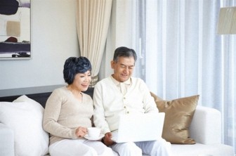 Loãng xương, 'chuyện ấy' phải thế nào?