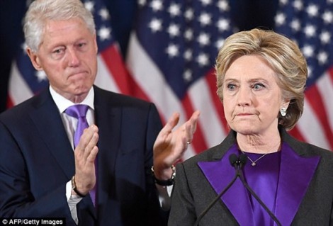 Hillary ra tự truyện, Bill Clinton giận vợ tới mức 'chiến tranh lạnh' nhiều tháng