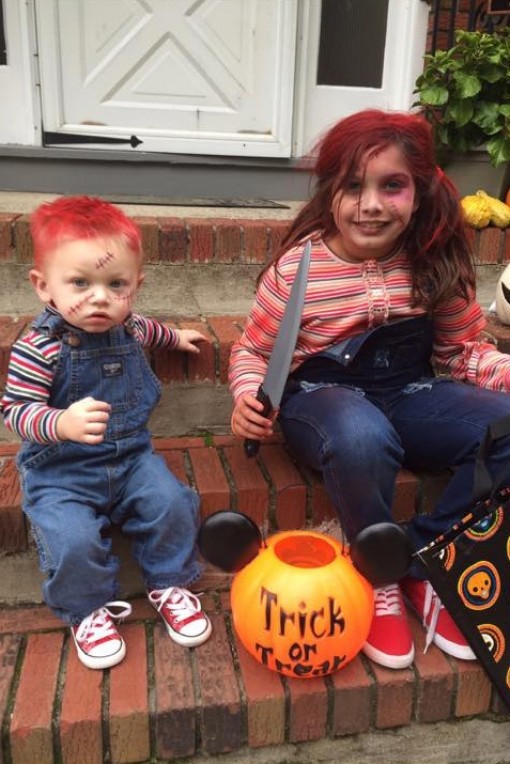 Mẹ công sở học cách hóa trang Halloween đơn giản cho bé