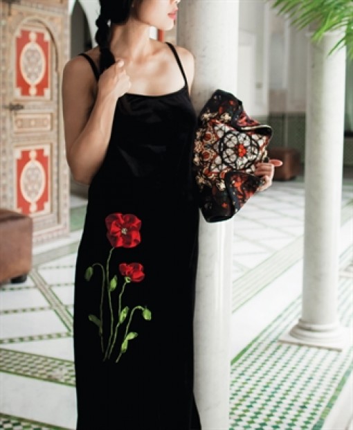 Thêu ruy-băng, quen mà lạ