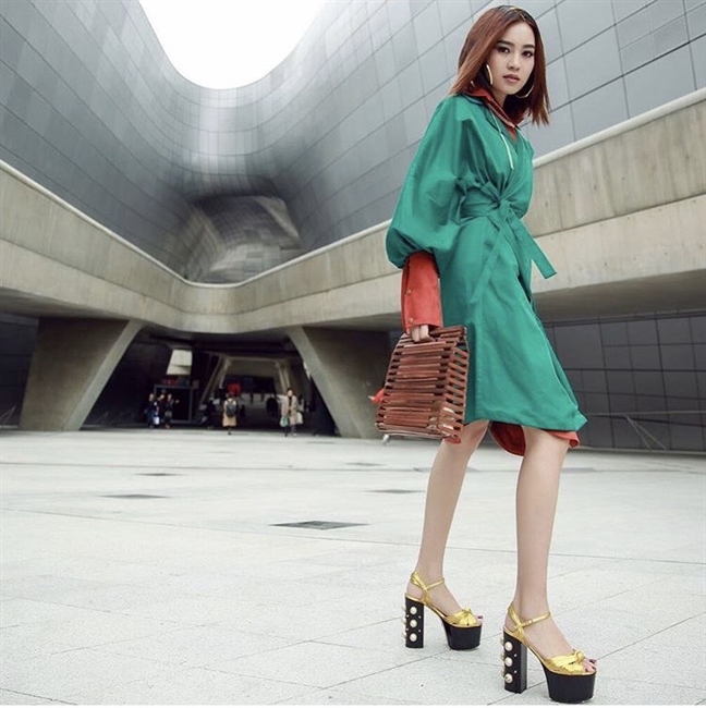 Ngam my nhan Viet khoe sac trong street style tai Seoul Fashion Week