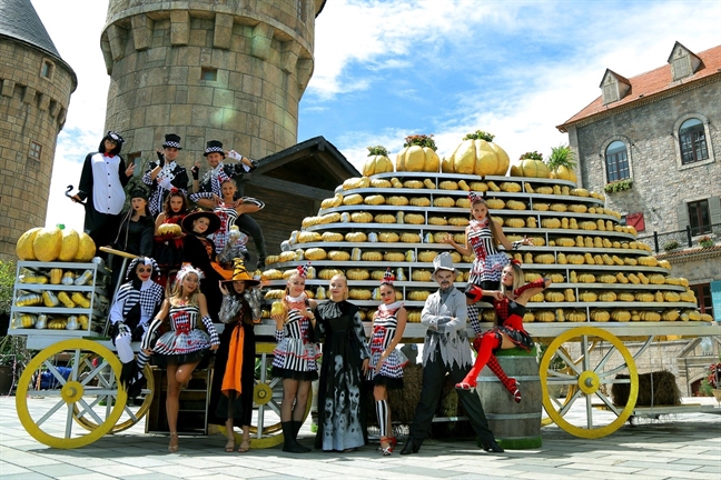 Den Sun World Ba Na Hills xem Aladdin cuoi tham bay