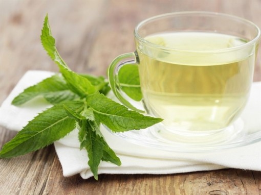 6 điều nên làm trước khi ăn tiệc giúp bạn không tăng cân