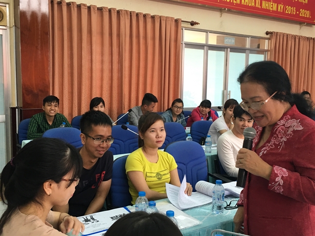 Huyen Nha Be: Tap huan kien thuc tien hon nhan cho 100 ban tre