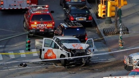 Xe tải đâm vào làn đường xe đạp ở New York, 8 người thiệt mạng
