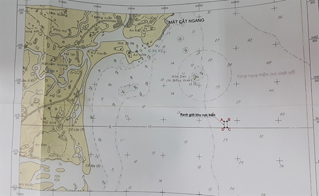 Dung viec nhan chim 62.000 m3 bun thai xuong vung bien dep nhat Quang Ngai