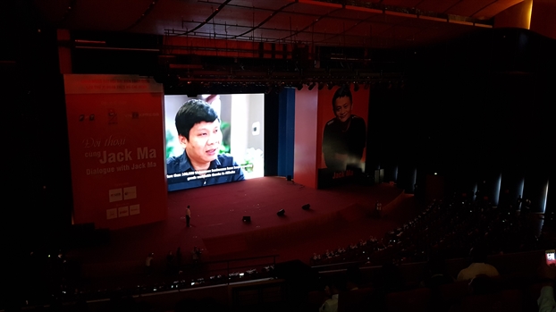 Jack Ma: Dung bao gio than phien 'Co hoi o dau roi?'