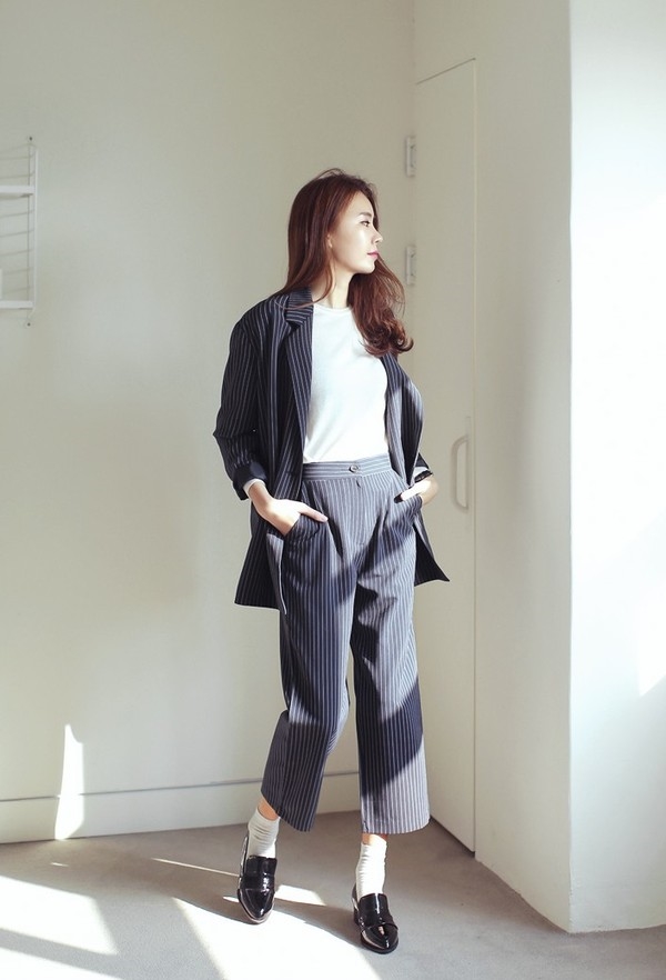 Phoi culottes chat lu xuong pho mua dong