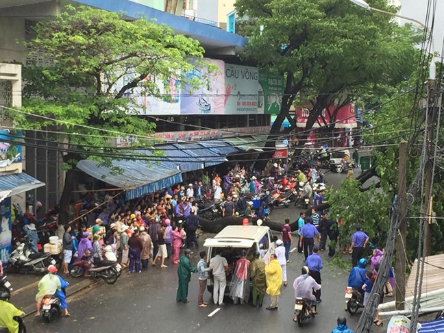 Chu tich UBND Da Nang gui thu cam on toan dan thanh pho sau bao