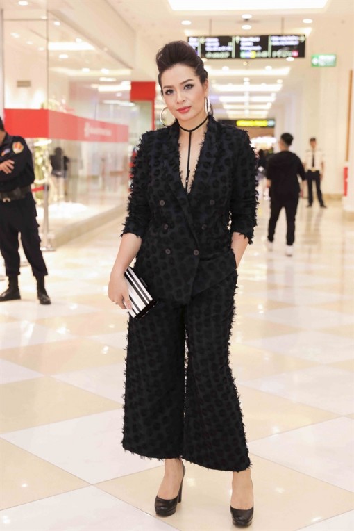 Tín đồ thời trang nóng lòng chờ ngày khai trương H&M tại Hà Nội